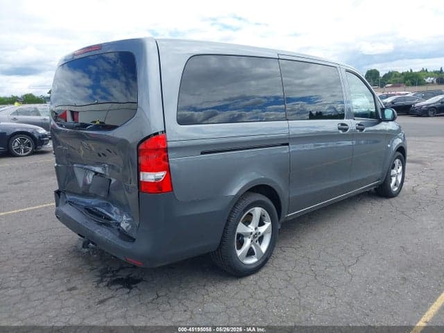 2023 MERCEDES-BENZ METRIS 4
