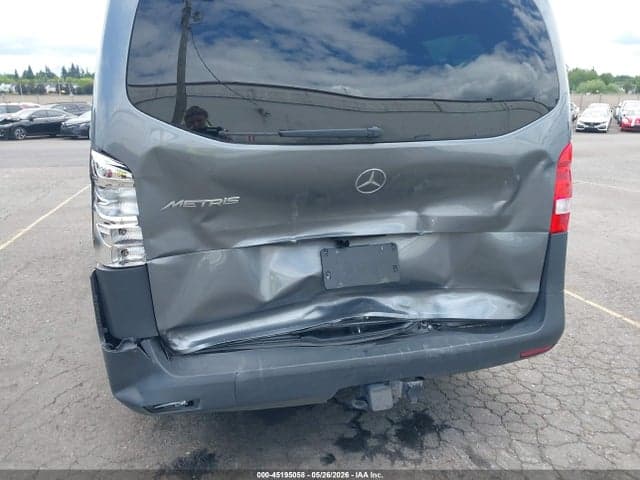2023 MERCEDES-BENZ METRIS 6