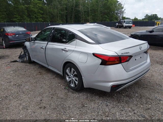 2023 NISSAN ALTIMA S FWD 3