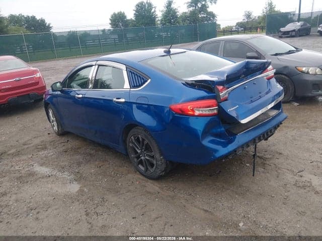 2017 FORD FUSION SE 4