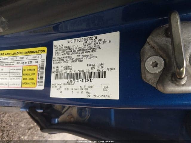 2017 FORD FUSION SE 10