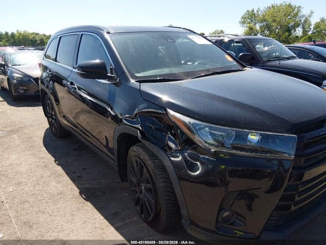 2019 TOYOTA HIGHLANDER SE 6