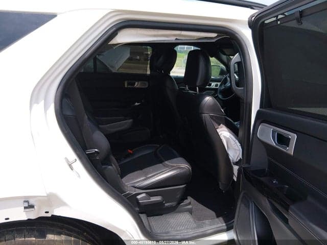 2023 FORD EXPLORER ST 8