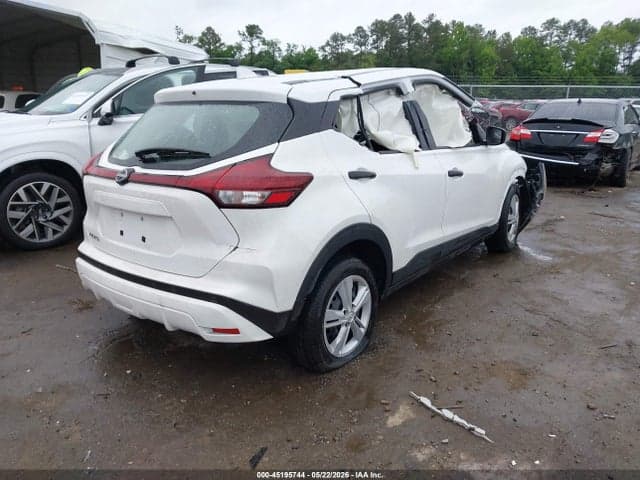 2023 NISSAN KICKS S XTRONIC CVT 4