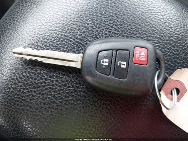 2017 TOYOTA RAV4 LE 11