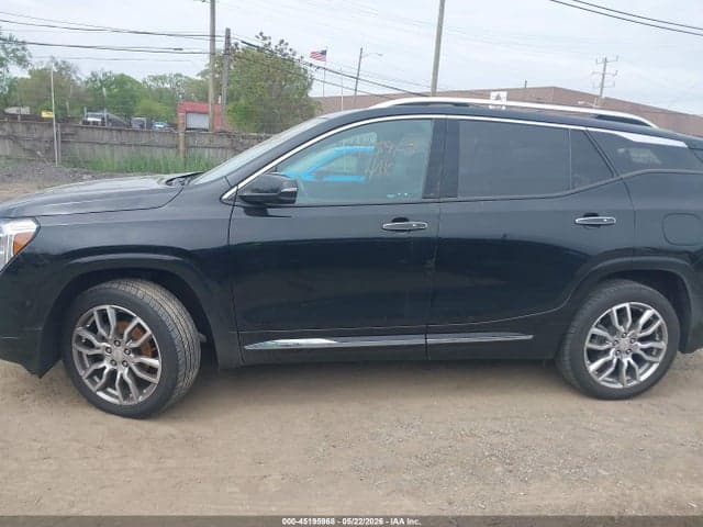 2022 GMC TERRAIN AWD DENALI 14