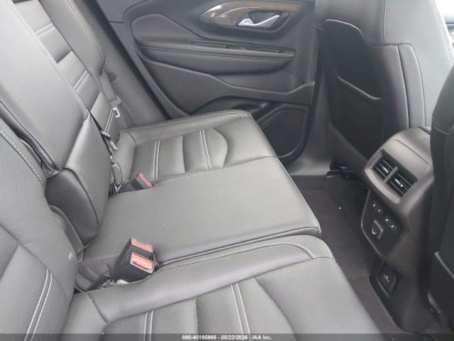 2022 GMC TERRAIN AWD DENALI 8