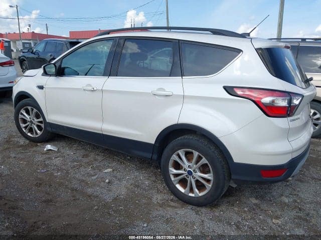 2017 FORD ESCAPE SE 3