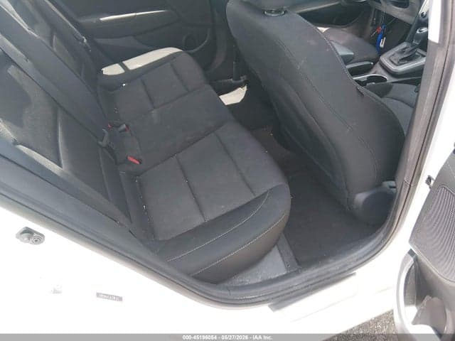 2017 FORD ESCAPE SE 8