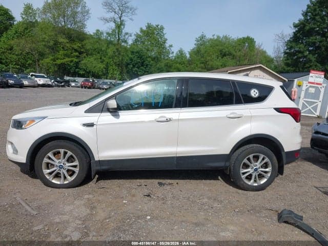 2019 FORD ESCAPE SE 15