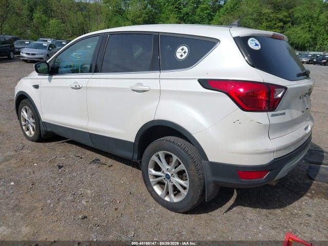 2019 FORD ESCAPE SE 3