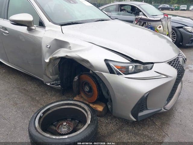 2018 LEXUS IS 300 18