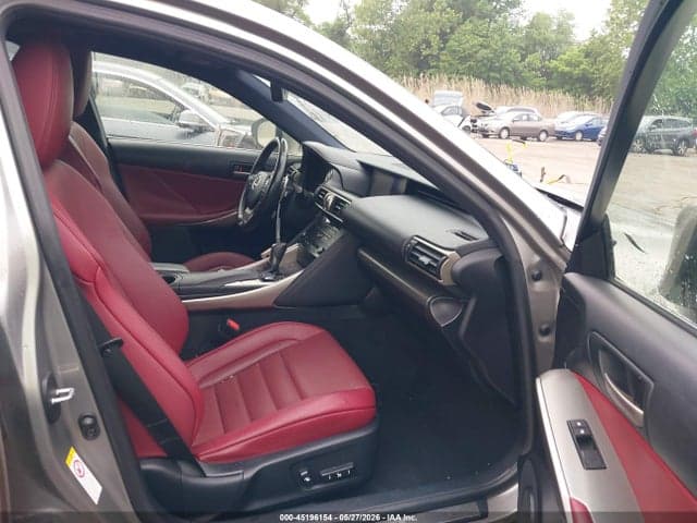 2018 LEXUS IS 300 5