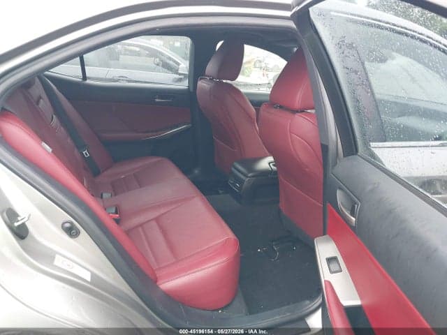 2018 LEXUS IS 300 8