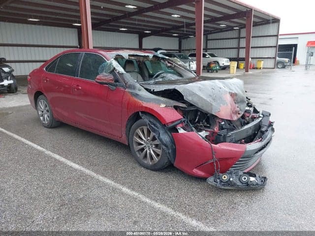 2017 TOYOTA CAMRY XLE - 1
