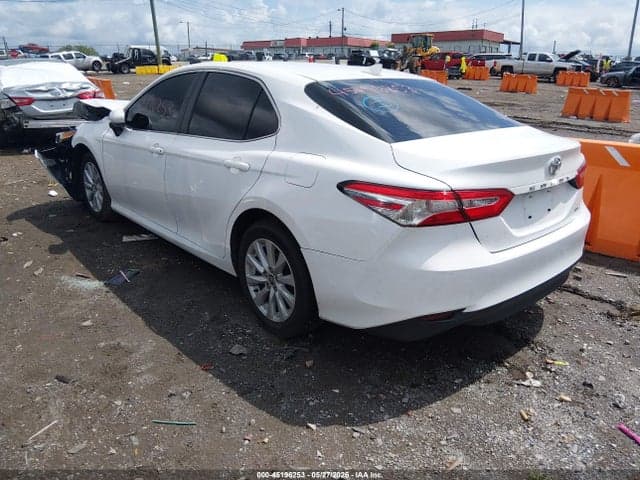 2020 TOYOTA CAMRY LE 3
