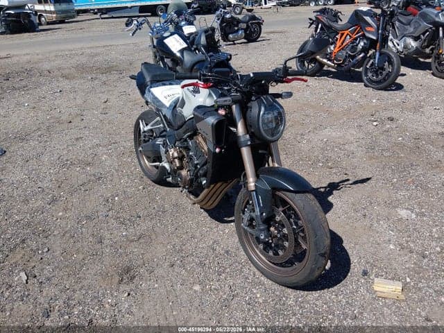 2025 HONDA CB650 R - 1