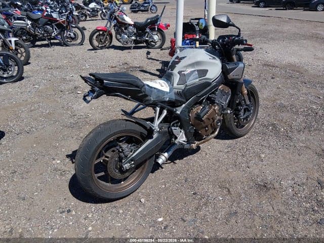 2025 HONDA CB650 R 4
