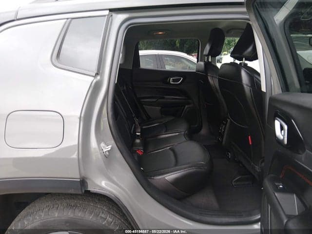 2022 JEEP COMPASS TRAILHAWK 4X4 8
