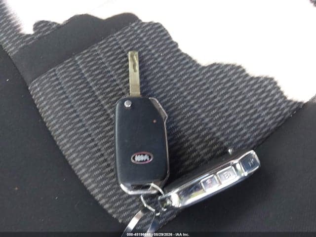 2021 KIA SORENTO LX 11