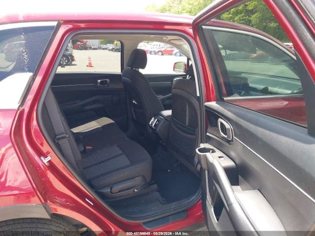2021 KIA SORENTO LX 8