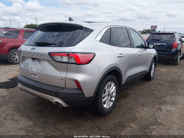2020 FORD ESCAPE SE 4