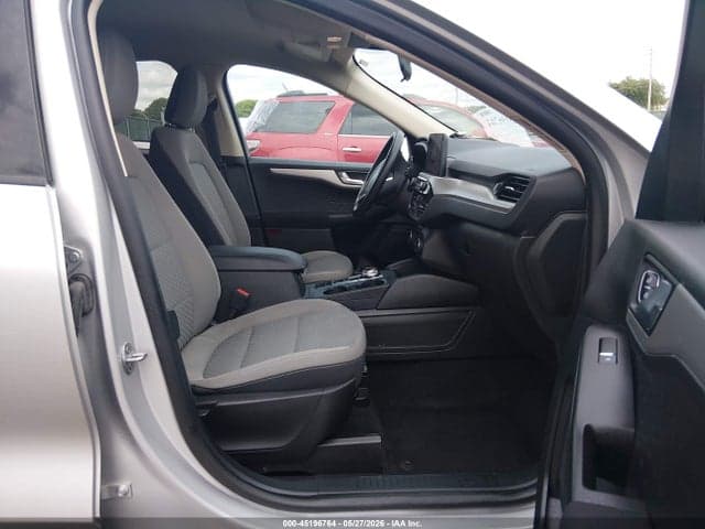 2020 FORD ESCAPE SE 5