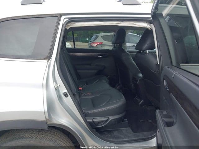 2020 TOYOTA HIGHLANDER LIMITED 8