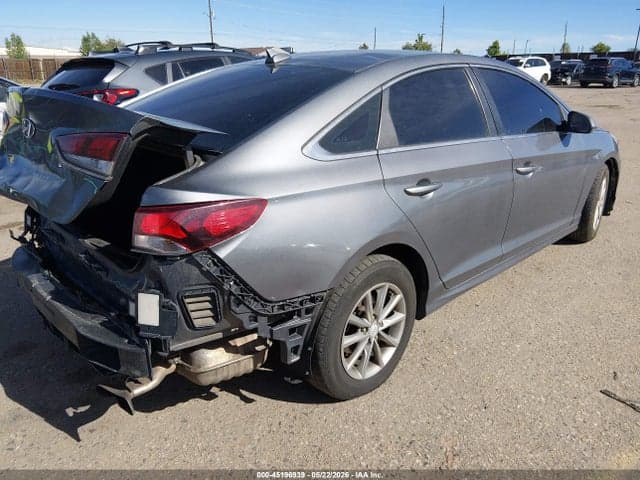 2019 HYUNDAI SONATA SE 4
