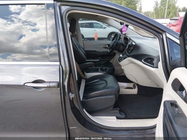 2017 CHRYSLER PACIFICA TOURING-L 5