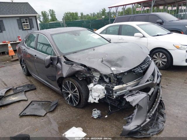 2020 TOYOTA CAMRY SE AWD - 1