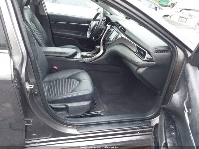 2020 TOYOTA CAMRY SE AWD 5