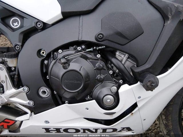 2026 HONDA CBR1000 RR 8