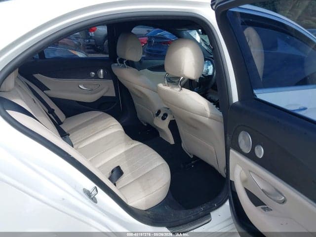 2017 MERCEDES-BENZ E 300 8