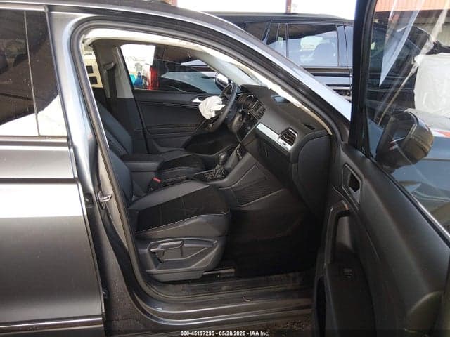 2021 VOLKSWAGEN TIGUAN 5
