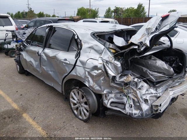 2019 TOYOTA CAMRY LE 3