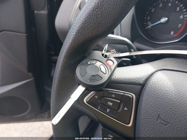 2017 FORD ESCAPE SE 11