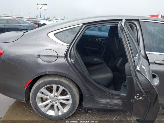 2016 CHRYSLER 200 LIMITED 8