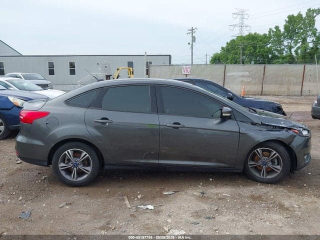 2018 FORD FOCUS SE 13
