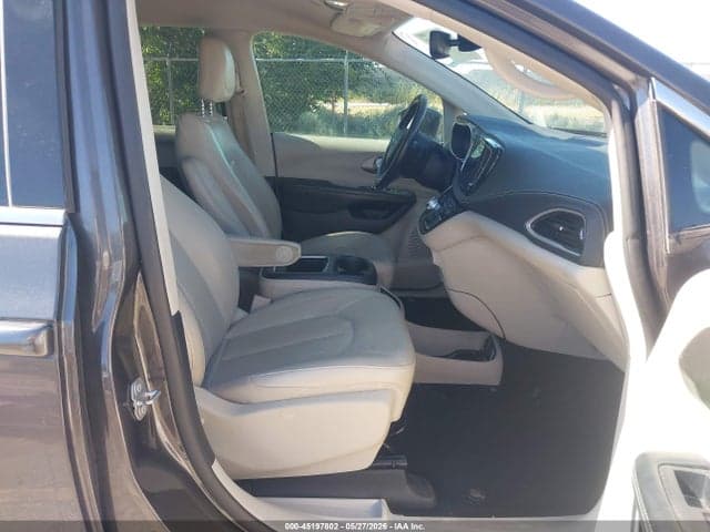 2021 CHRYSLER PACIFICA TOURING L 5