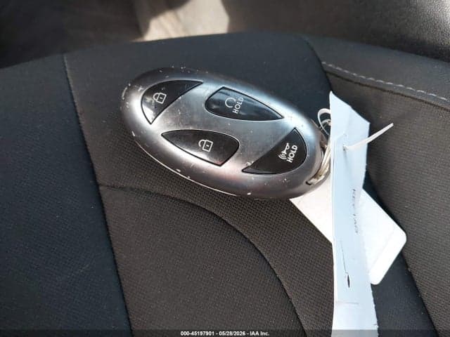 2024 HYUNDAI ELANTRA SEL 11