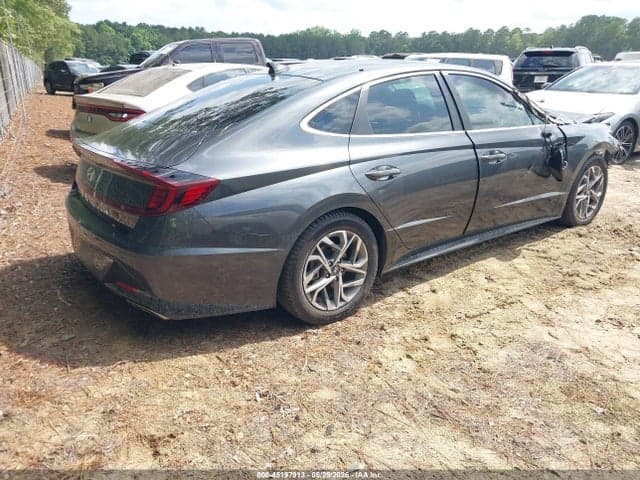 2023 HYUNDAI SONATA SEL 4
