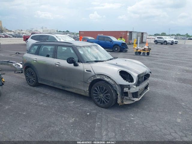 2017 MINI CLUBMAN COOPER 1