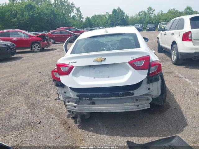 2018 CHEVROLET CRUZE LT AUTO 17