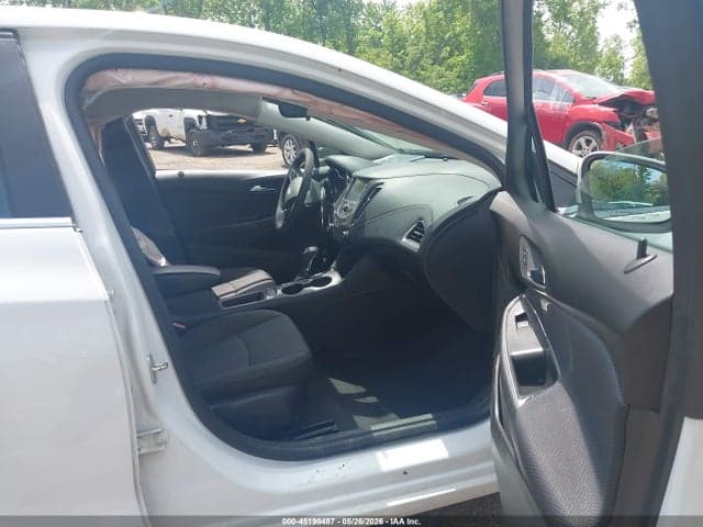 2018 CHEVROLET CRUZE LT AUTO 5