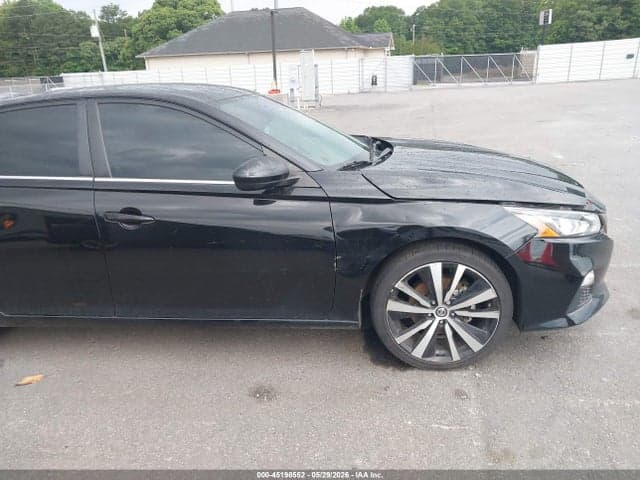 2022 NISSAN ALTIMA SR FWD 13