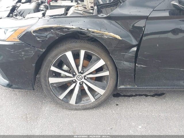 2022 NISSAN ALTIMA SR FWD 6