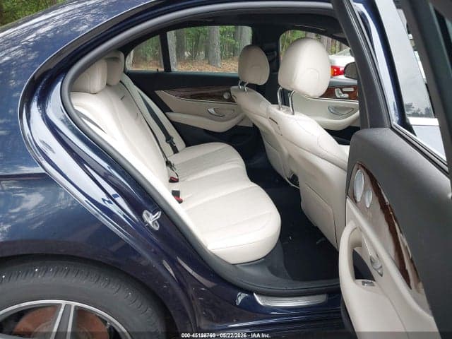 2019 MERCEDES-BENZ E 300 4MATIC 8