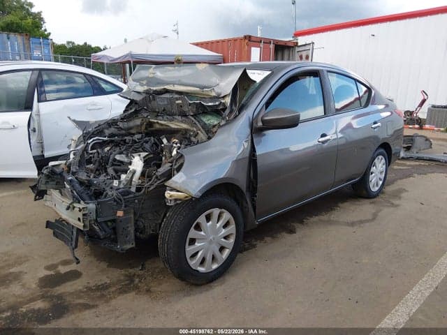 2017 NISSAN VERSA 1.6 SV 2