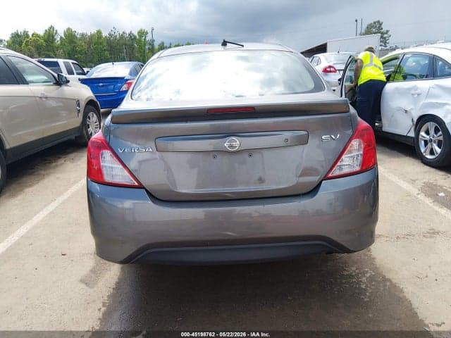2017 NISSAN VERSA 1.6 SV 17